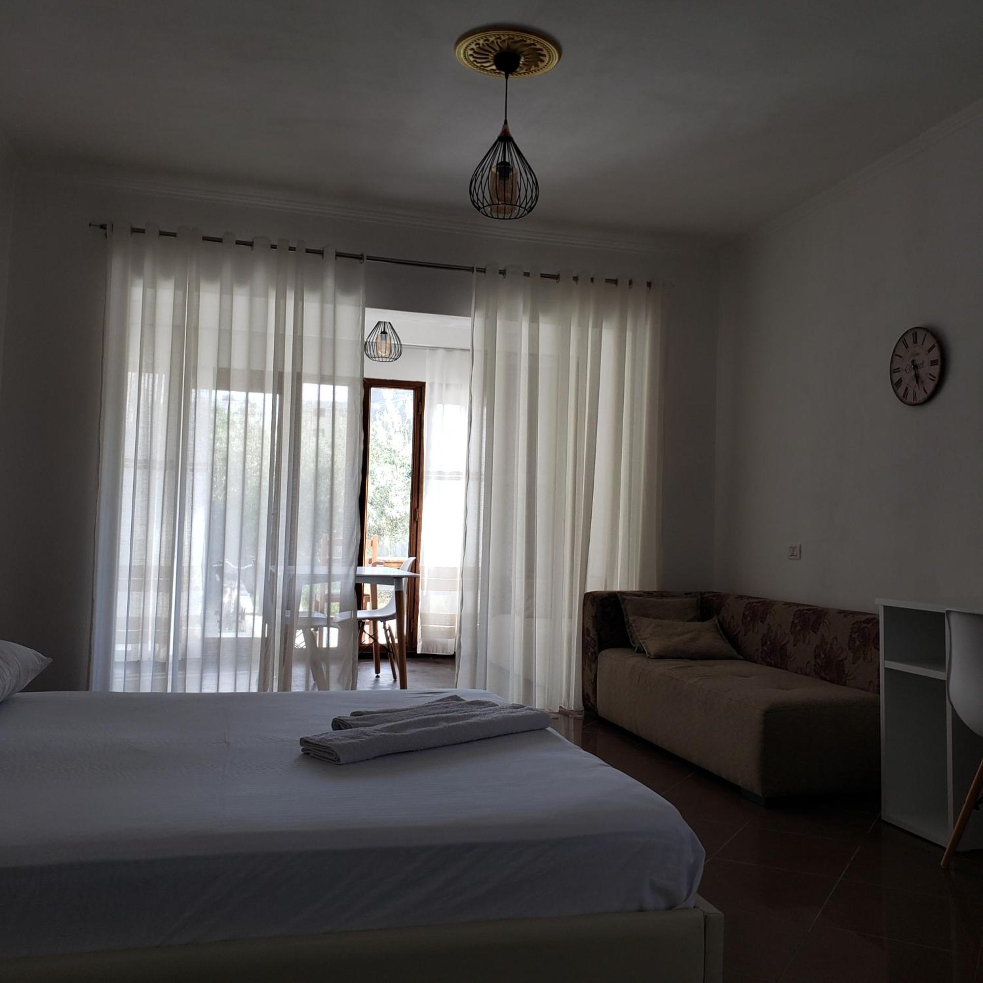 Pomegranates & Olives Guesthouse Durres Luaran gambar